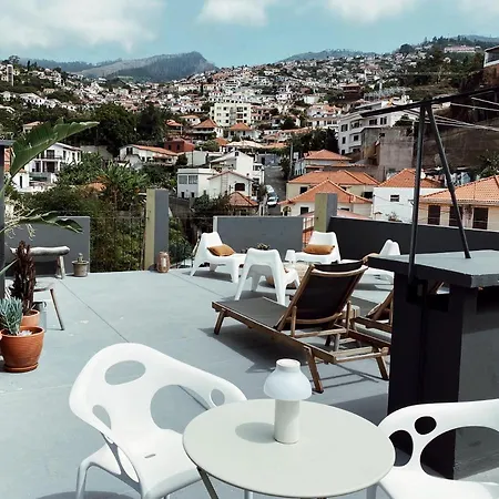 Apartment The L - City Living With Rooftop Terrace *