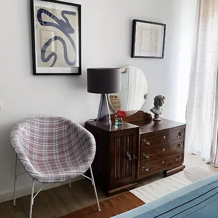 The L - City Living With Rooftop Terrace Apartment *